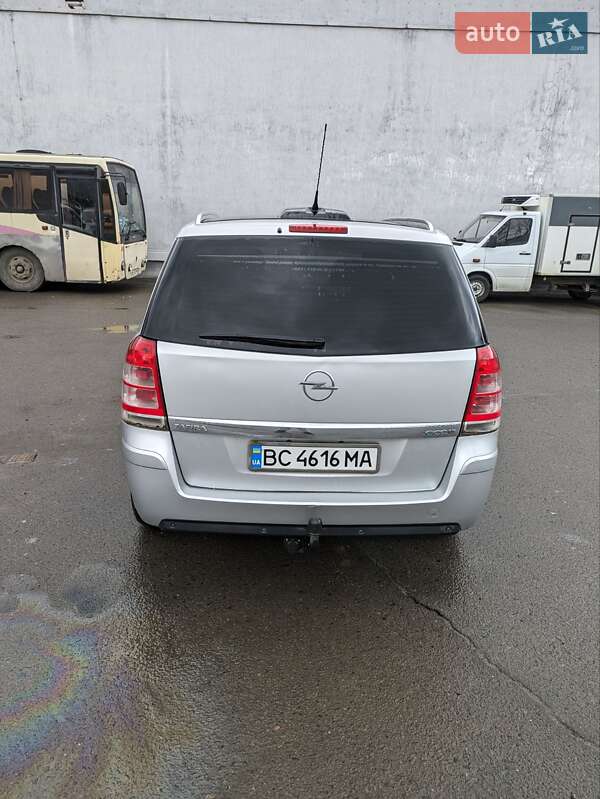 Минивэн Opel Zafira 2010 в Львове