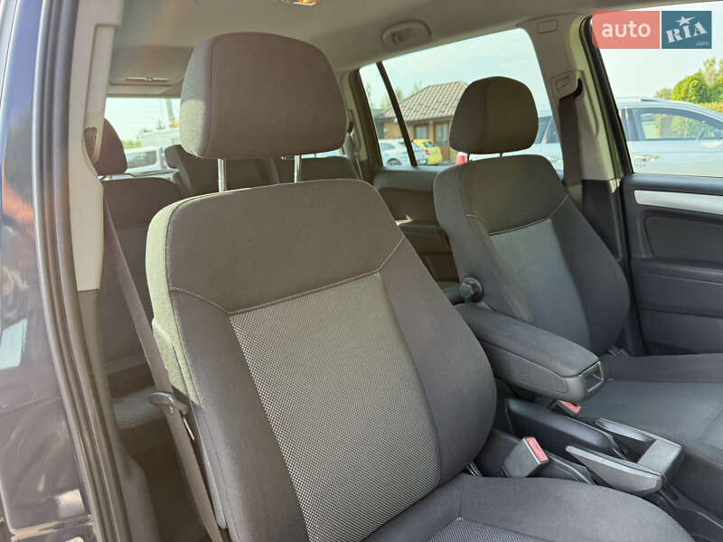 Мінівен Opel Zafira 2010 в Стрию