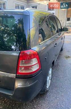 Минивэн Opel Zafira 2009 в Сумах