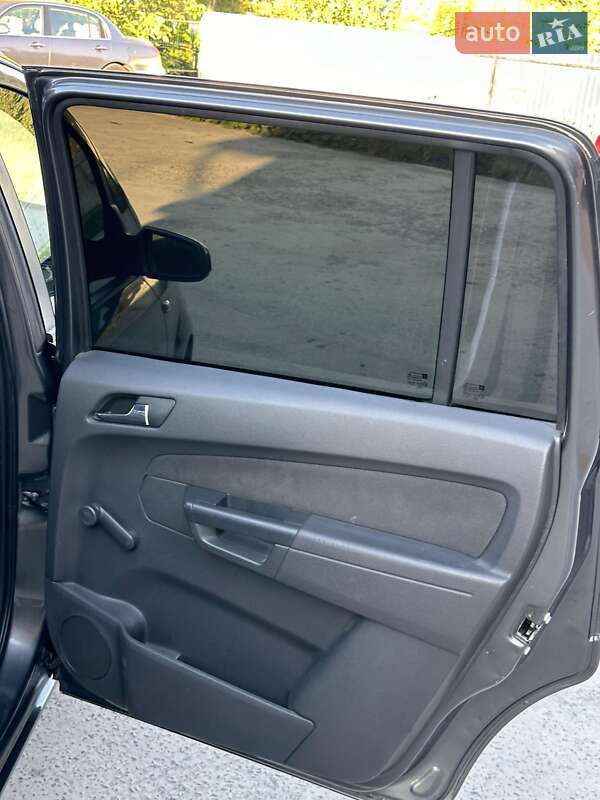 Минивэн Opel Zafira 2008 в Коломые