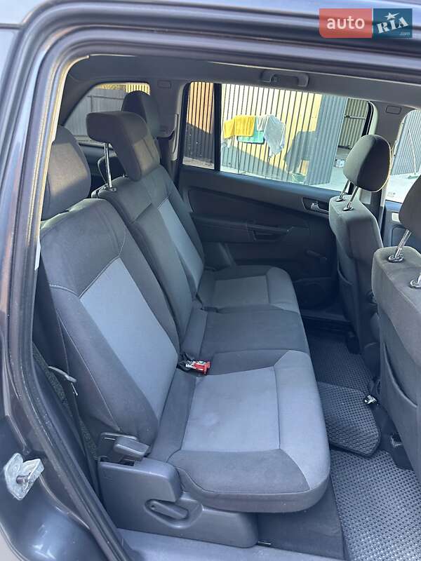 Минивэн Opel Zafira 2008 в Коломые