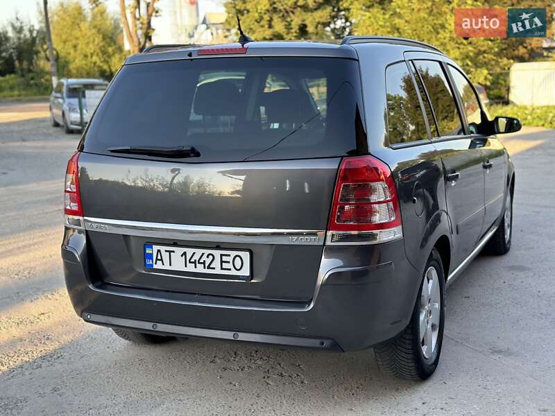 Минивэн Opel Zafira 2008 в Коломые