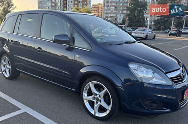 Мінівен Opel Zafira 2011 в Києві