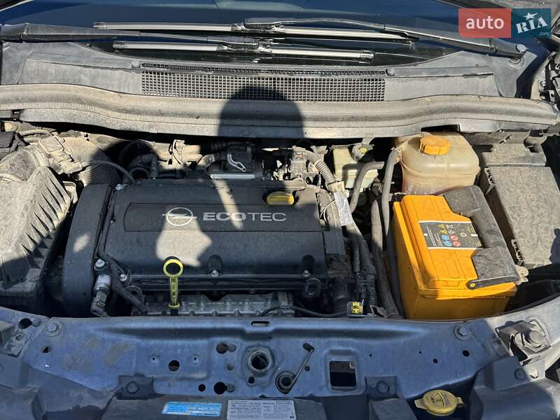 Минивэн Opel Zafira 2005 в Кременчуге