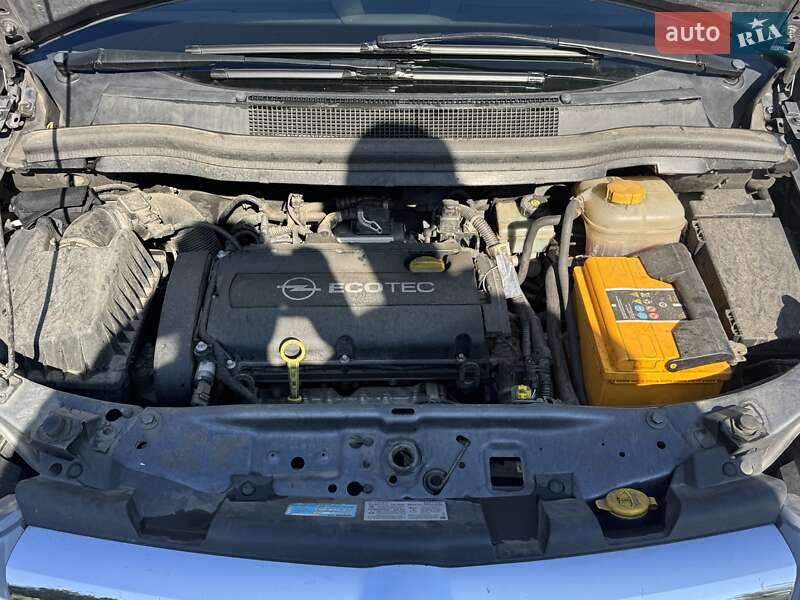 Минивэн Opel Zafira 2005 в Кременчуге