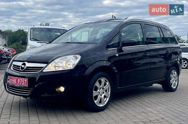 Минивэн Opel Zafira 2009 в Староконстантинове