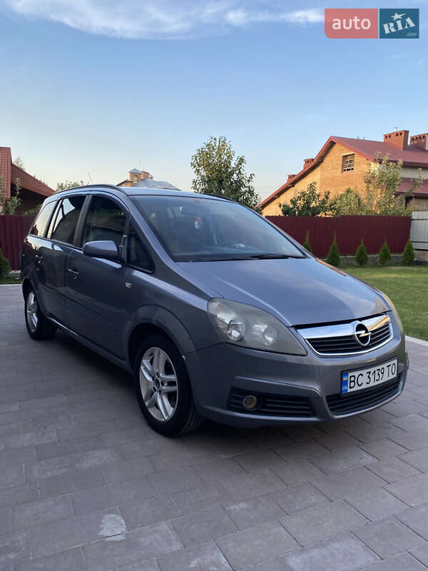 Мінівен Opel Zafira 2007 в Куликові