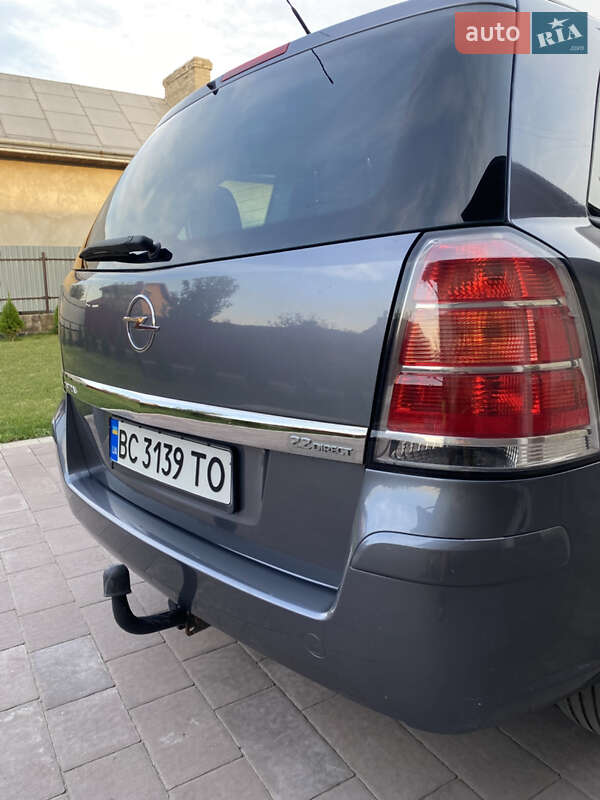Мінівен Opel Zafira 2007 в Куликові