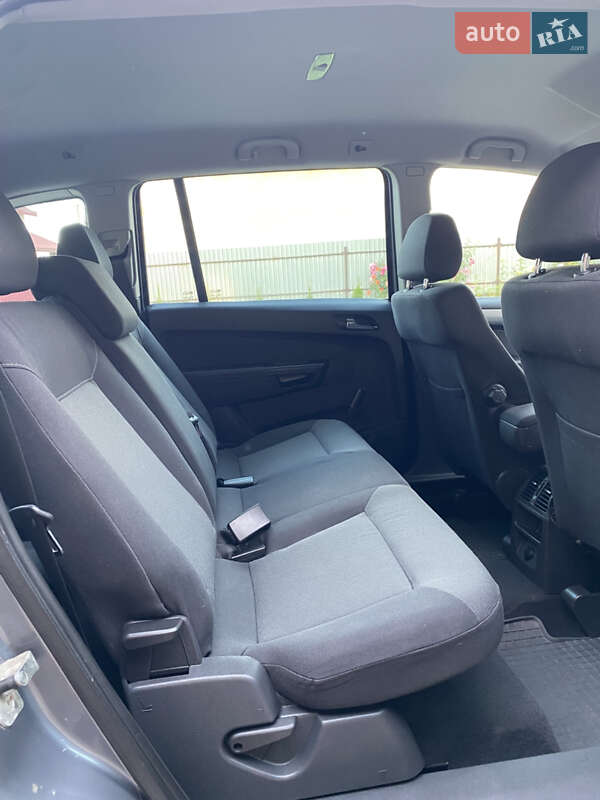 Мінівен Opel Zafira 2007 в Куликові