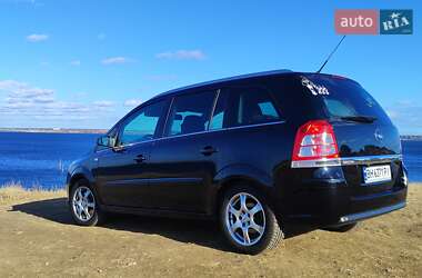 Минивэн Opel Zafira 2008 в Одессе