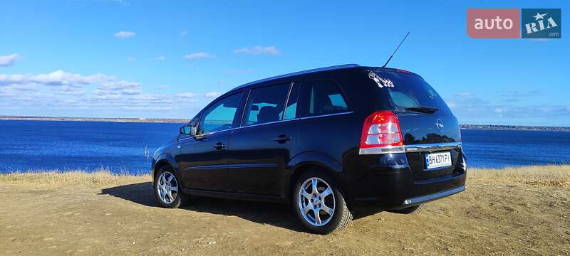 Opel Zafira 2008
