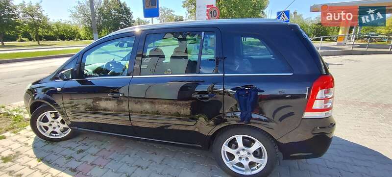 Мінівен Opel Zafira 2008 в Одесі