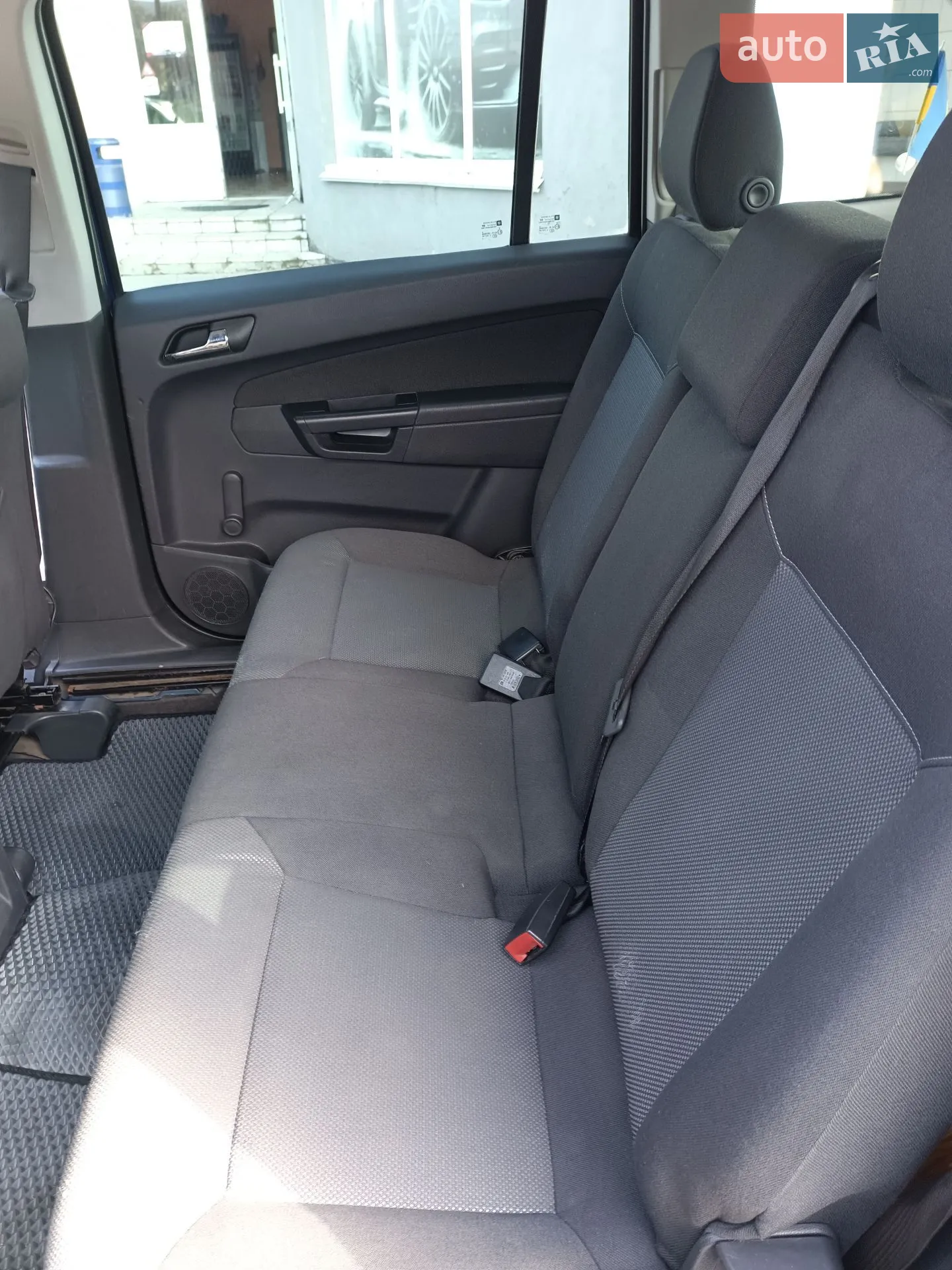 2010 Opel Zafira - мініатюра 14