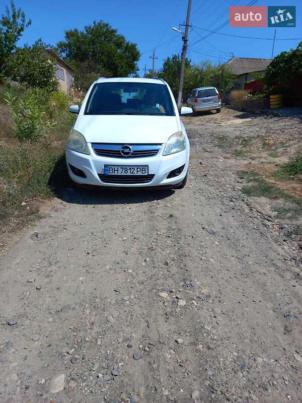 Минивэн Opel Zafira 2008 в Болграде фото 5 Минивэн Opel Zafira 2008 в Болграде