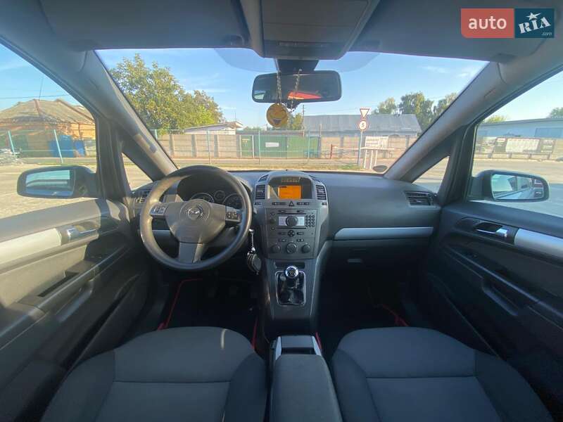 Минивэн Opel Zafira 2008 в Бердичеве