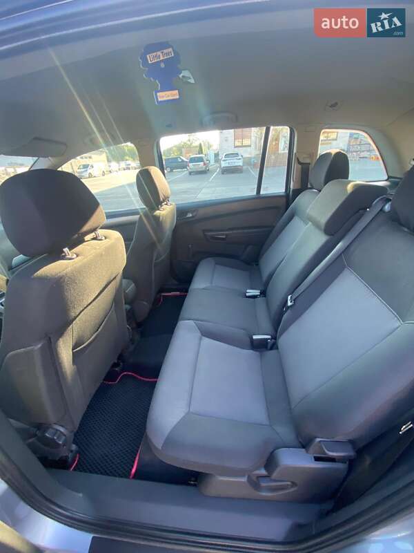 Минивэн Opel Zafira 2008 в Бердичеве