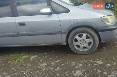 Минивэн Opel Zafira 2001 в Славском