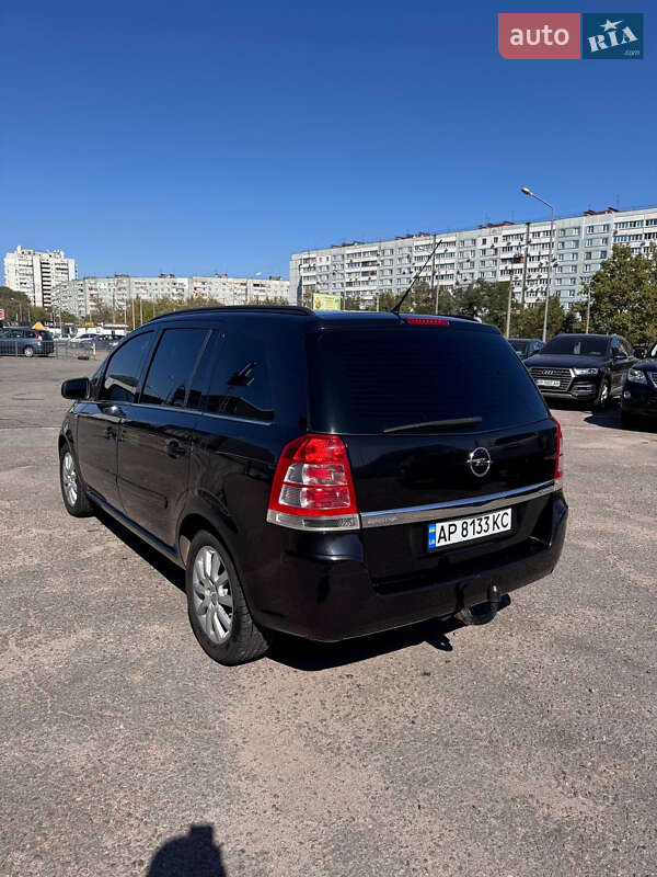 Минивэн Opel Zafira 2011 в Запорожье фото 4 Минивэн Opel Zafira 2011 в Запорожье