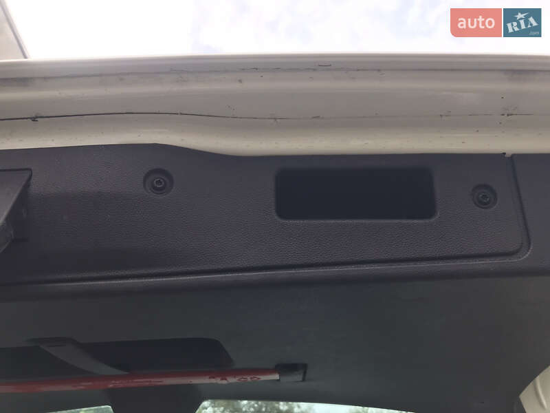 Мінівен Opel Zafira 2010 в Снятині