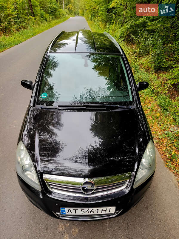 Мінівен Opel Zafira 2008 в Богородчанах
