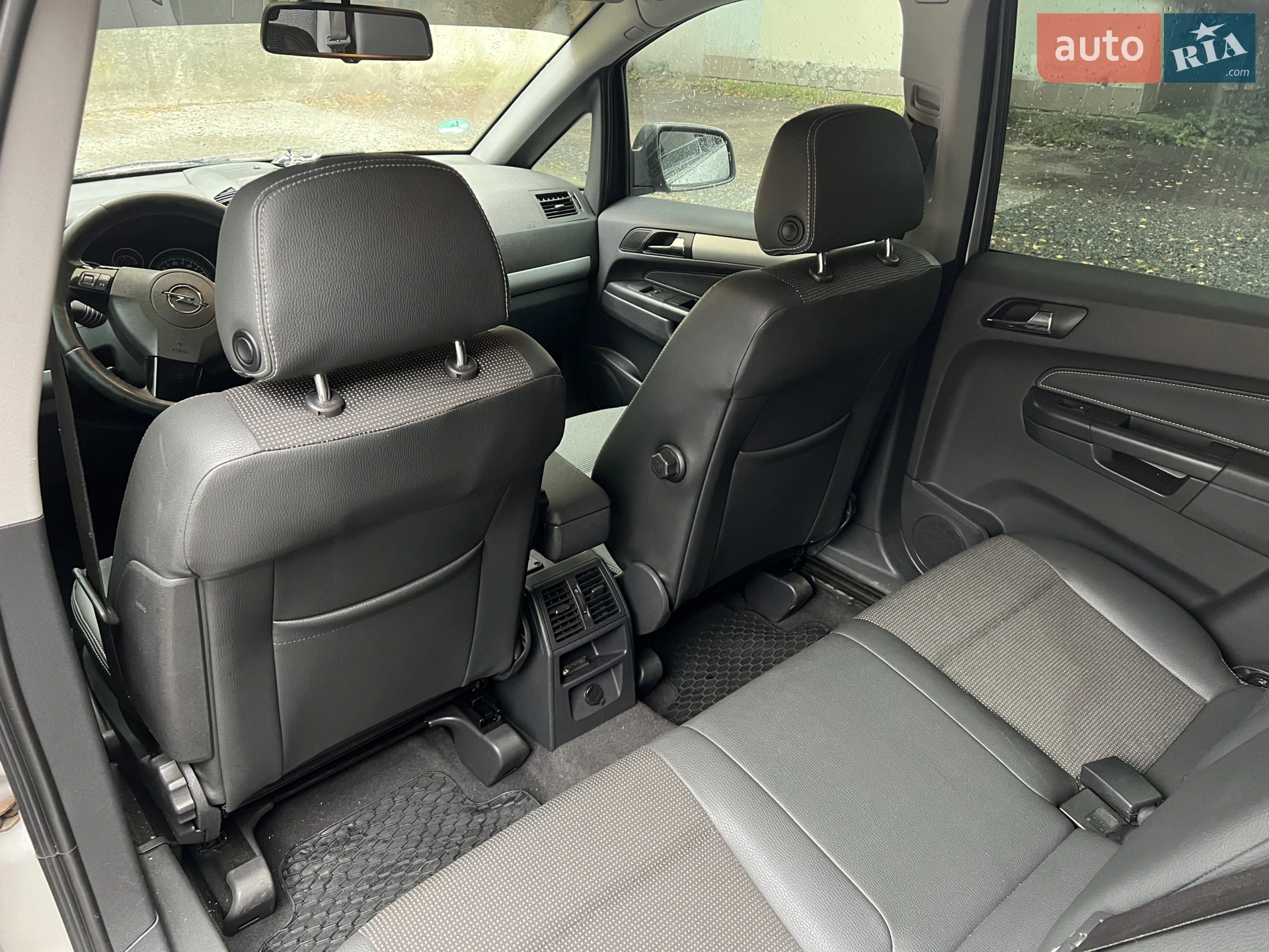 2011 Opel Zafira - мініатюра 15
