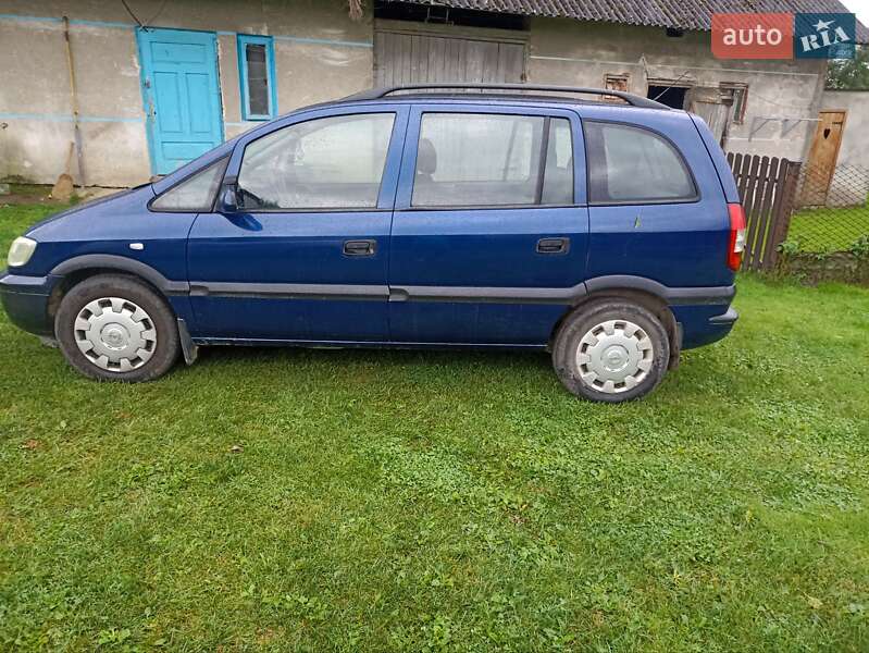 Минивэн Opel Zafira 2005 в Яворове