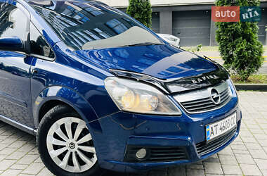 Минивэн Opel Zafira 2006 в 