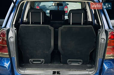 Минивэн Opel Zafira 2006 в 