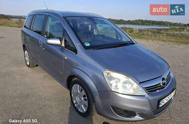 Мінівен Opel Zafira 2008 в Новояворівську
