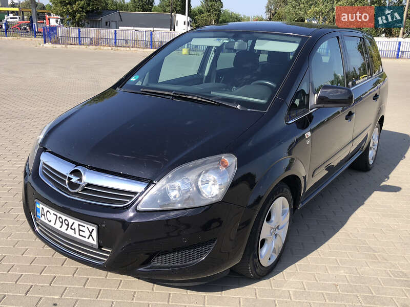 Минивэн Opel Zafira 2010 в Ковеле