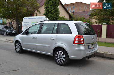 Минивэн Opel Zafira 2009 в 