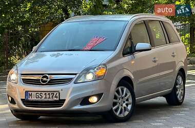 Мінівен Opel Zafira 2010 в Дрогобичі