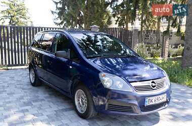 Минивэн Opel Zafira 2007 в Староконстантинове