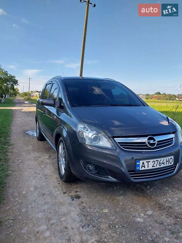 Opel Zafira 2009