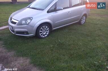 Мінівен Opel Zafira 2005 в Луцьку