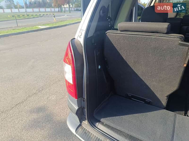 Минивэн Opel Zafira 2003 в Кривом Роге фото 16 Минивэн Opel Zafira 2003 в Кривом Роге