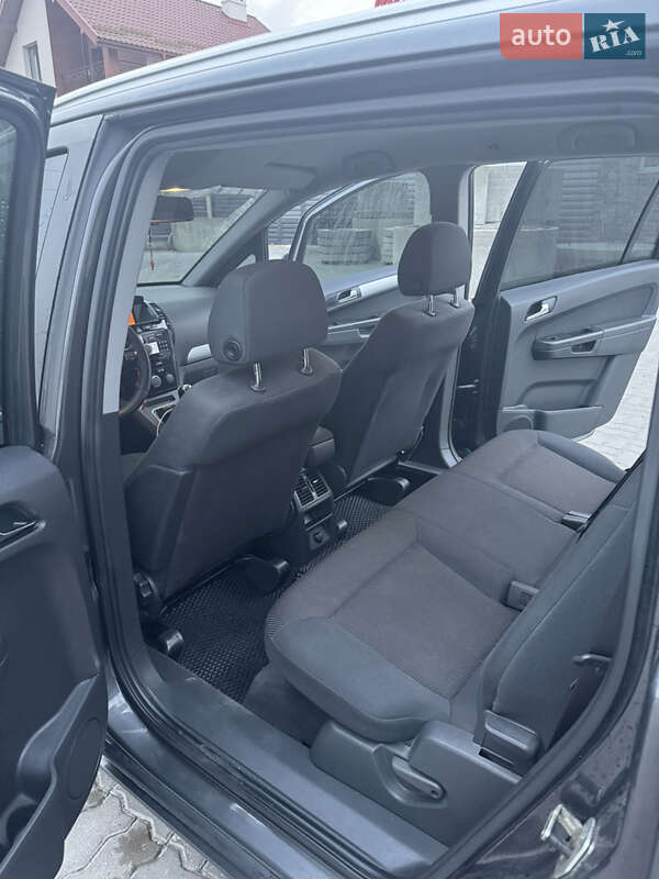 Минивэн Opel Zafira 2012 в Львове фото 10 Минивэн Opel Zafira 2012 в Львове
