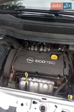 Минивэн Opel Zafira 2007 в 