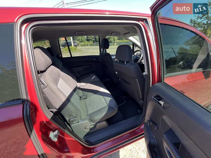 Мінівен Opel Zafira 2006 в Києві