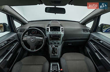 Минивэн Opel Zafira 2011 в 