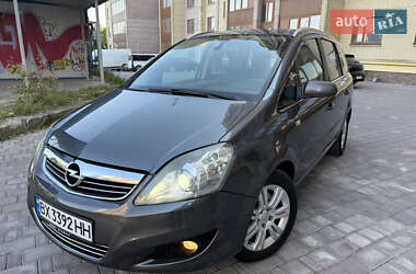 Минивэн Opel Zafira 2009 в 