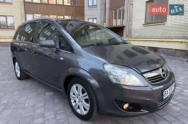 Минивэн Opel Zafira 2009 в 