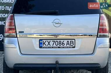 Минивэн Opel Zafira 2006 в 
