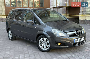 Минивэн Opel Zafira 2009 в 