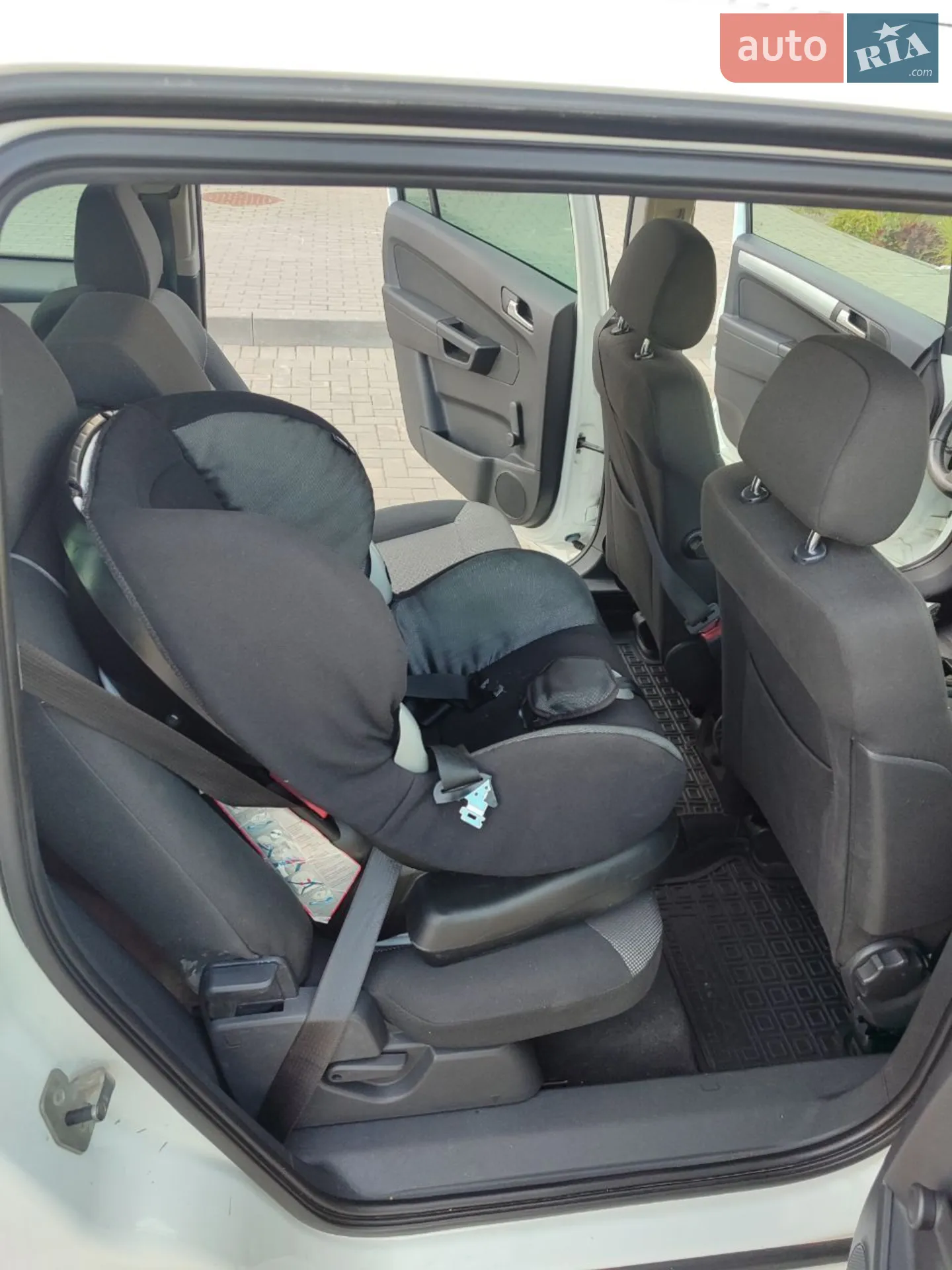 2011 Opel Zafira - мініатюра 20