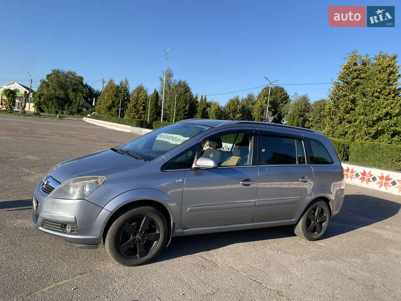 Мінівен Opel Zafira 2006 в Андрушівці