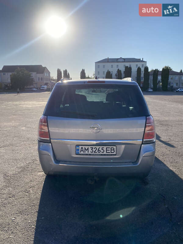 Мінівен Opel Zafira 2006 в Андрушівці