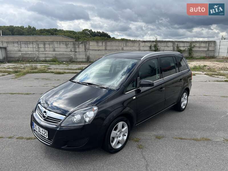 Opel Zafira 2010