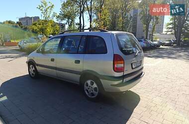 Минивэн Opel Zafira 2001 в 