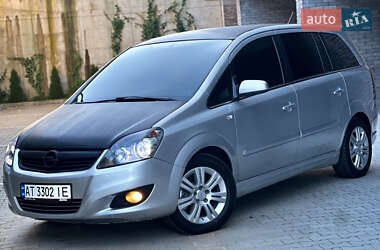 Мінівен Opel Zafira 2008 в Хмельницькому